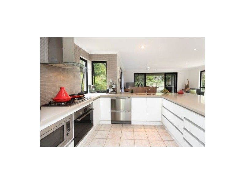 48 Wattlebird Drive, Twin Waters QLD 4564