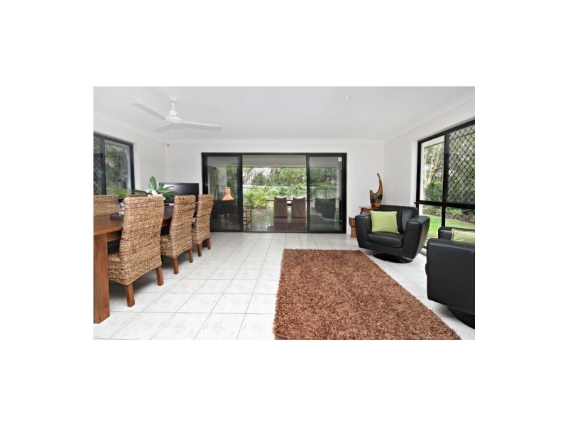 48 Wattlebird Drive, Twin Waters QLD 4564