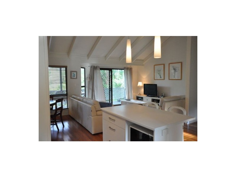 2 Mountain Ridge Cr, Buderim QLD 4556