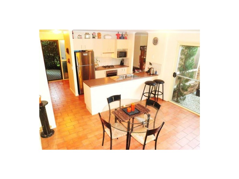 38 Oxford Close, Sippy Downs QLD 4556
