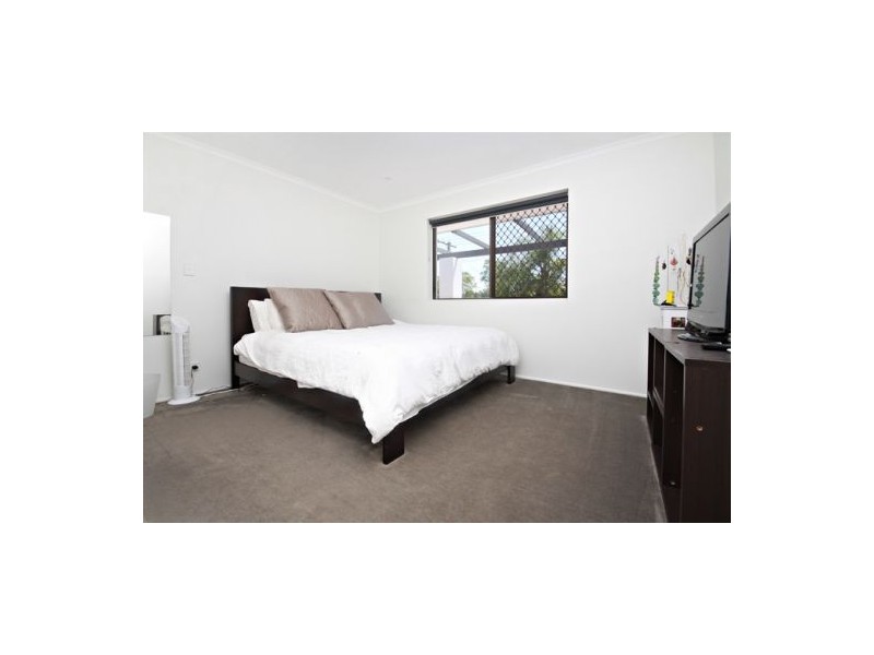 8 Elkhorn Street, Kuluin QLD 4558