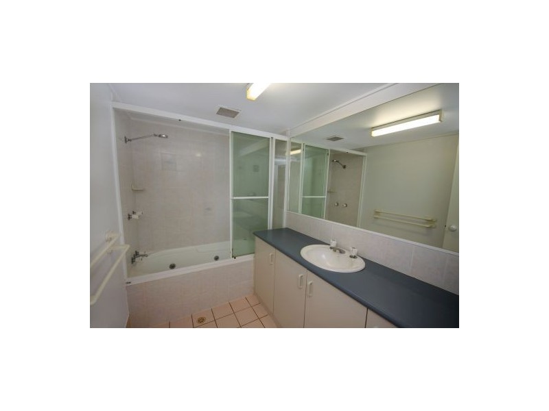 1 ‘Surfcomber’ 10 Beach Parade, Maroochydore QLD 4558