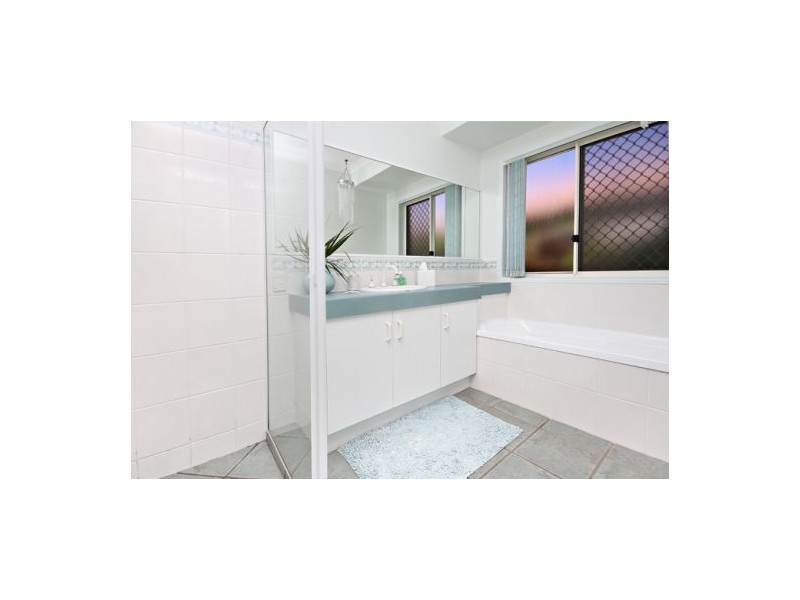 11 Baanya Street, Wurtulla QLD 4575