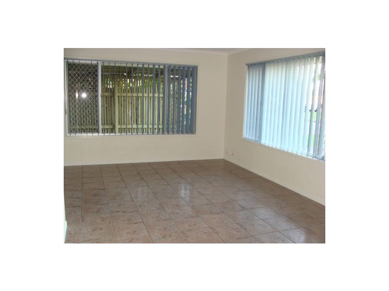 48 Parari Street, Warana QLD 4575