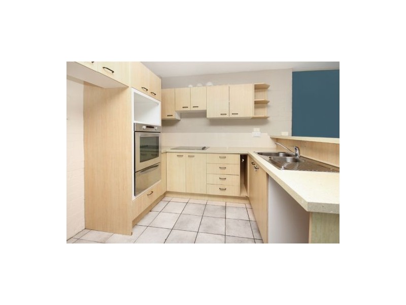 12 ‘Sounion’ 246 Alexandra Pde, Alexandra Headland QLD 4572