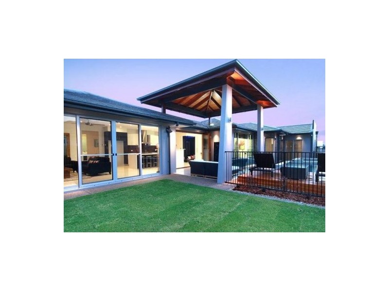 29 Ponytail Circuit, Mountain Creek QLD 4557