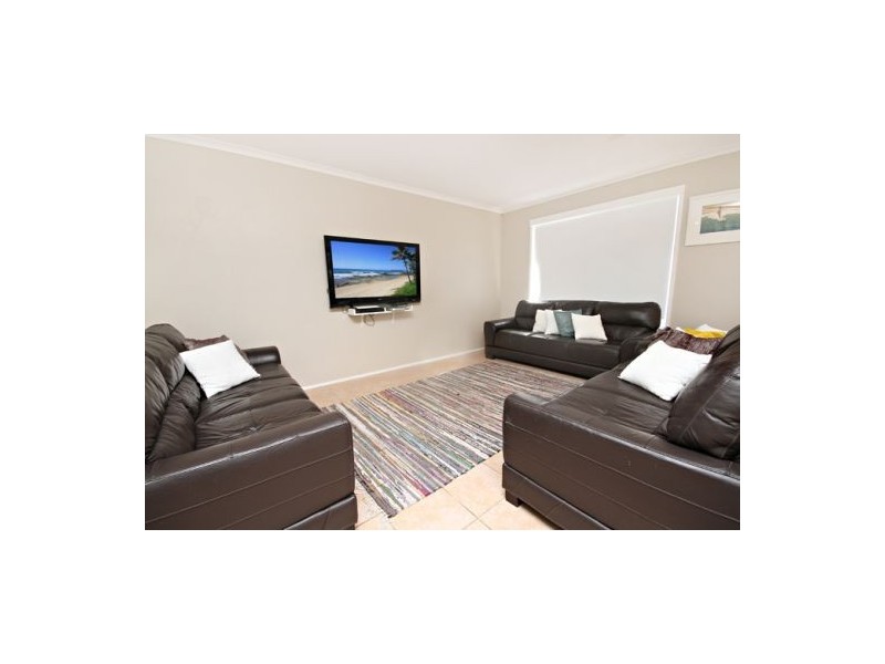 37 Point Cartright Drive, Buddina QLD 4575