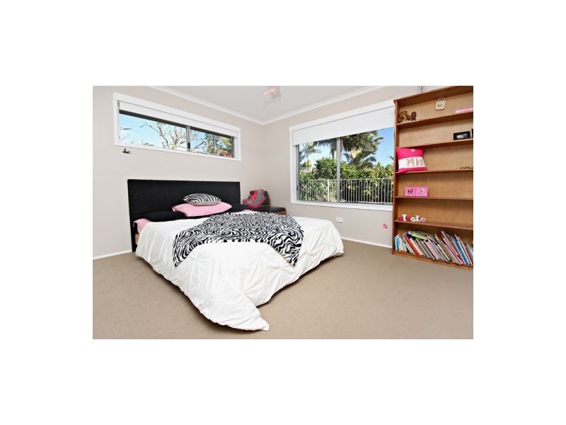 37 Point Cartright Drive, Buddina QLD 4575