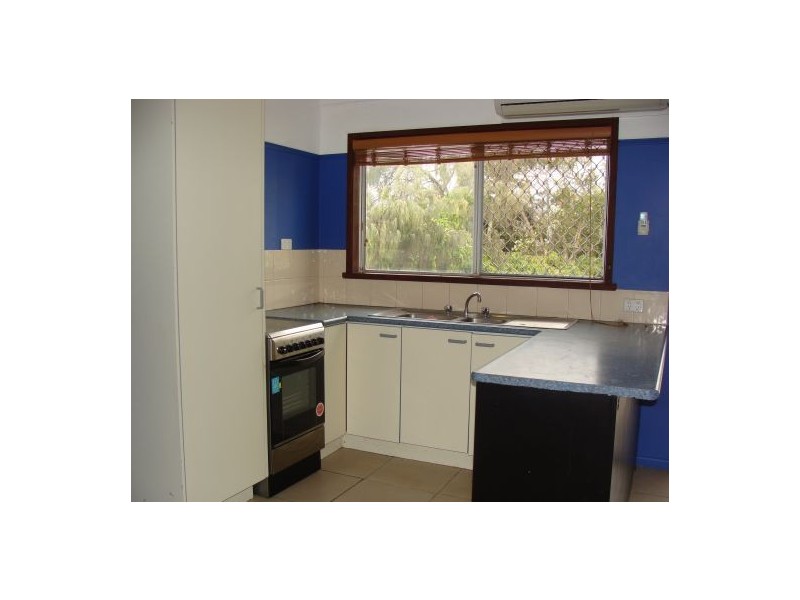 1/8 Point Cartwright Drive, Buddina QLD 4575