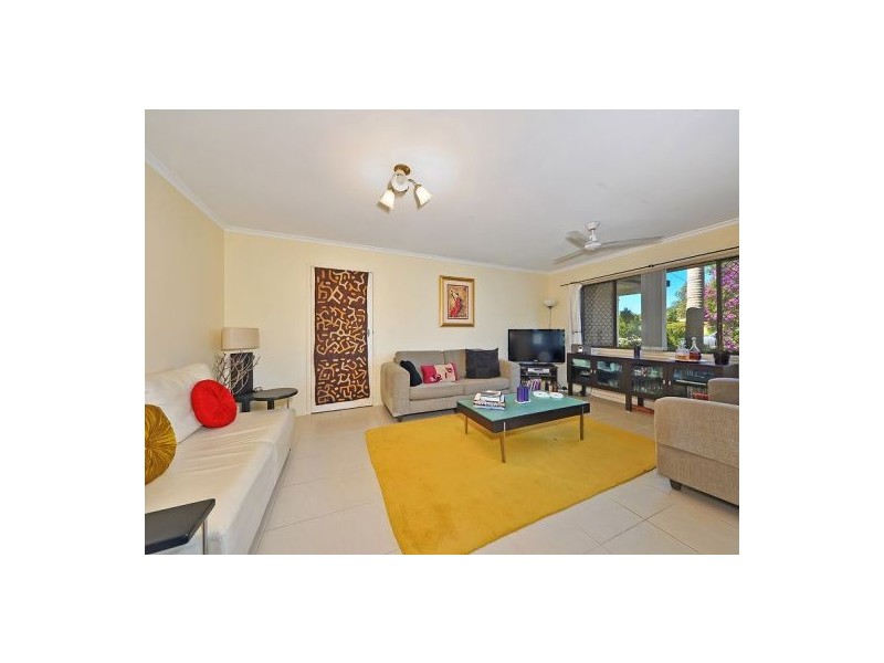 18 Oogar Street, Maroochydore QLD 4558