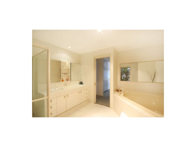 11 Hazeltine Court, Maroochydore QLD 4558