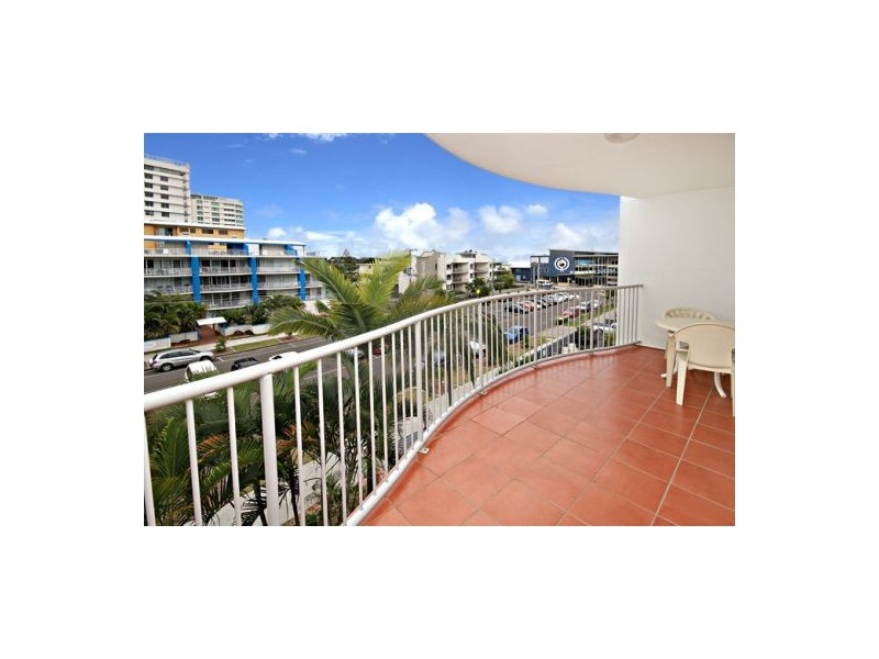 18 ‘The Beach Houses’ 43 Sixth Ave, Maroochydore QLD 4558