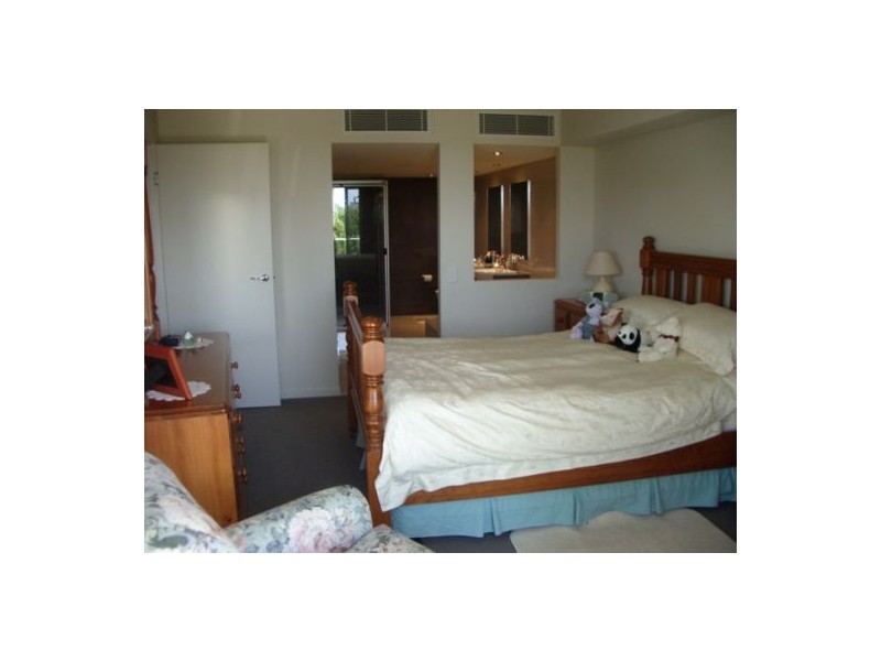 Apt 11 ‘Central Park’, 39 Kingsford Smith Parade, Maroochydore QLD 4558