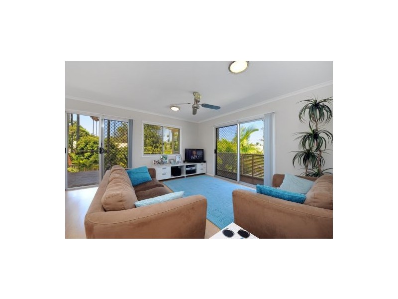 20 Poinsettia Avenue, Mooloolaba QLD 4557