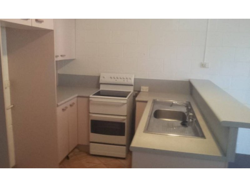 2/29 Primary School Court, Maroochydore QLD 4558