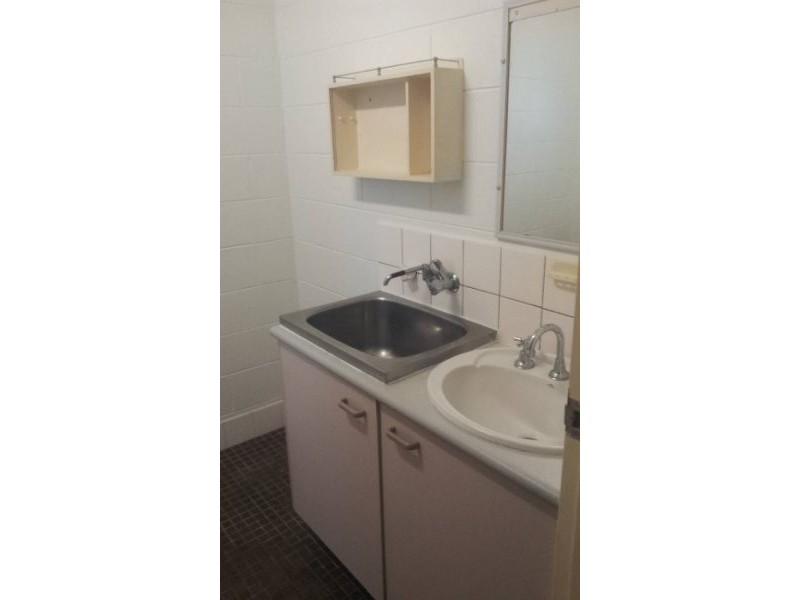 2/29 Primary School Court, Maroochydore QLD 4558