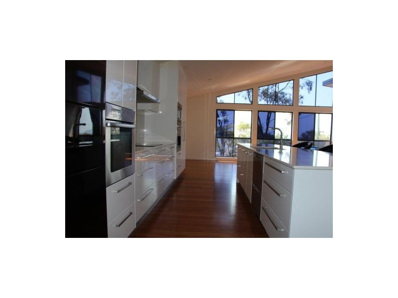 63 Tantula Road West, Alexandra Headland QLD 4572