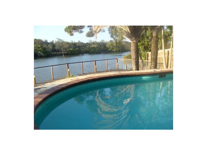 11 Karloo Court, Mountain Creek QLD 4557
