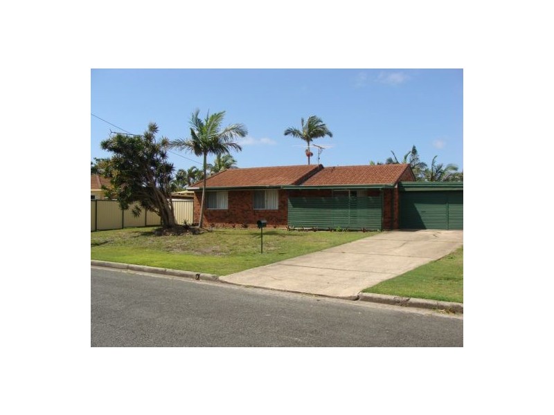 18 Pheasant Street, Parrearra QLD 4575