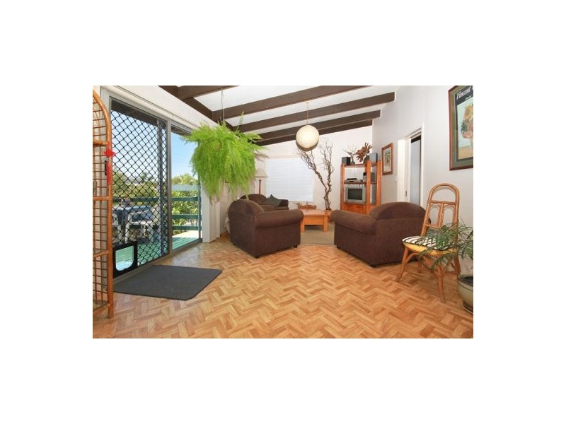 28 Tombarra Street, Mooloolaba QLD 4557