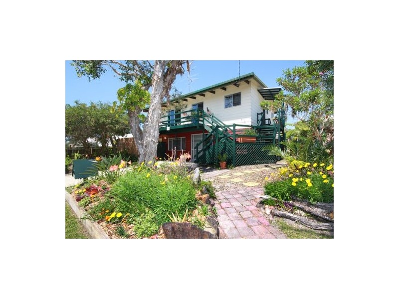 28 Tombarra Street, Mooloolaba QLD 4557