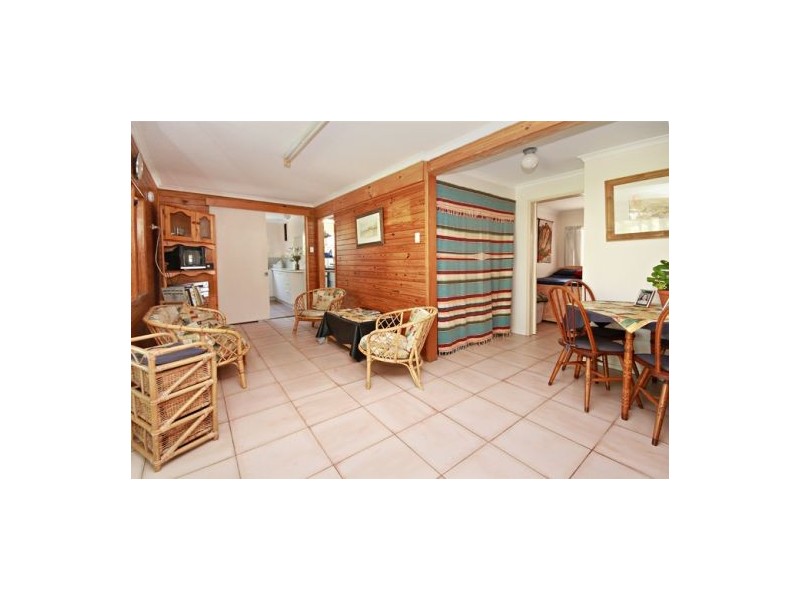 28 Tombarra Street, Mooloolaba QLD 4557