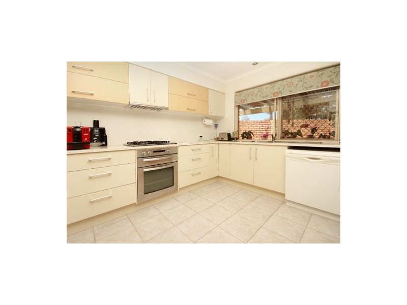 10 Waimea Court, Mountain Creek QLD 4557