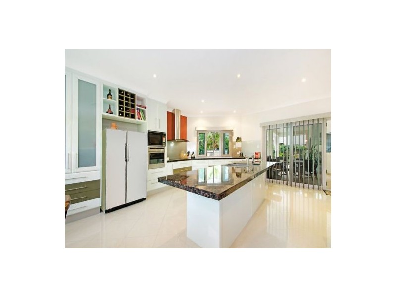 32 Hetherington Drive, Twin Waters QLD 4564