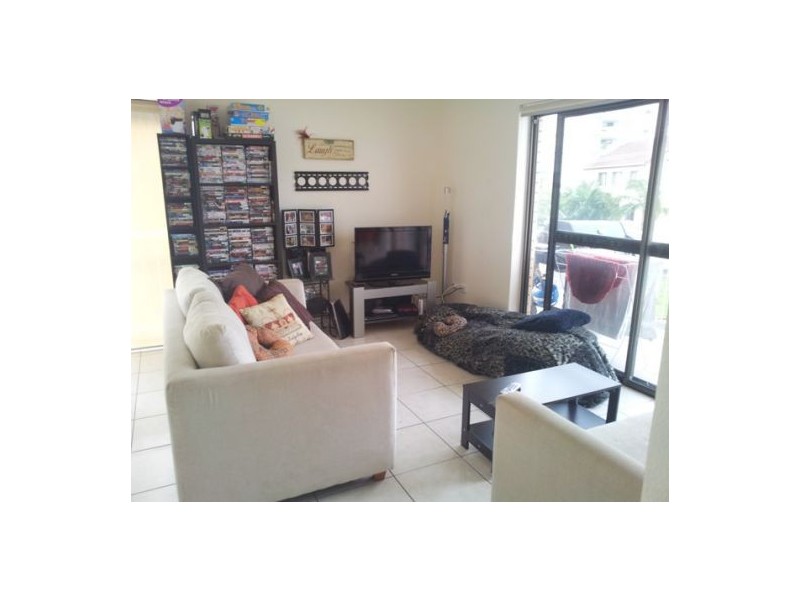 4/13 Muraban Street, Mooloolaba QLD 4557