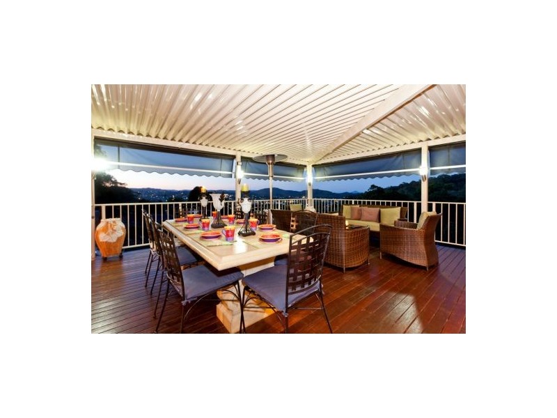 33 Panorama Drive, Nambour QLD 4560