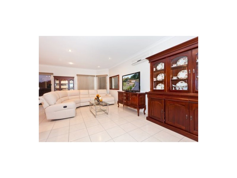 33 Panorama Drive, Nambour QLD 4560