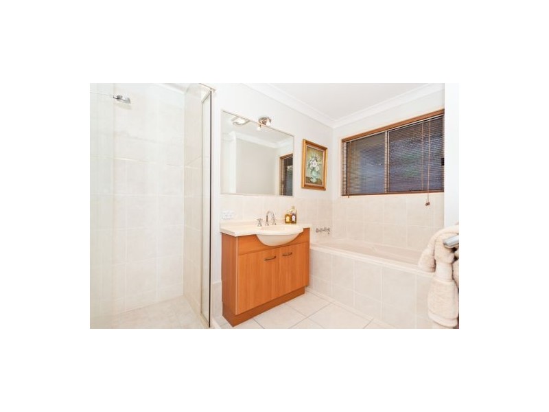 33 Panorama Drive, Nambour QLD 4560