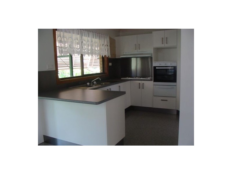 1 Akounah Court, Buddina QLD 4575