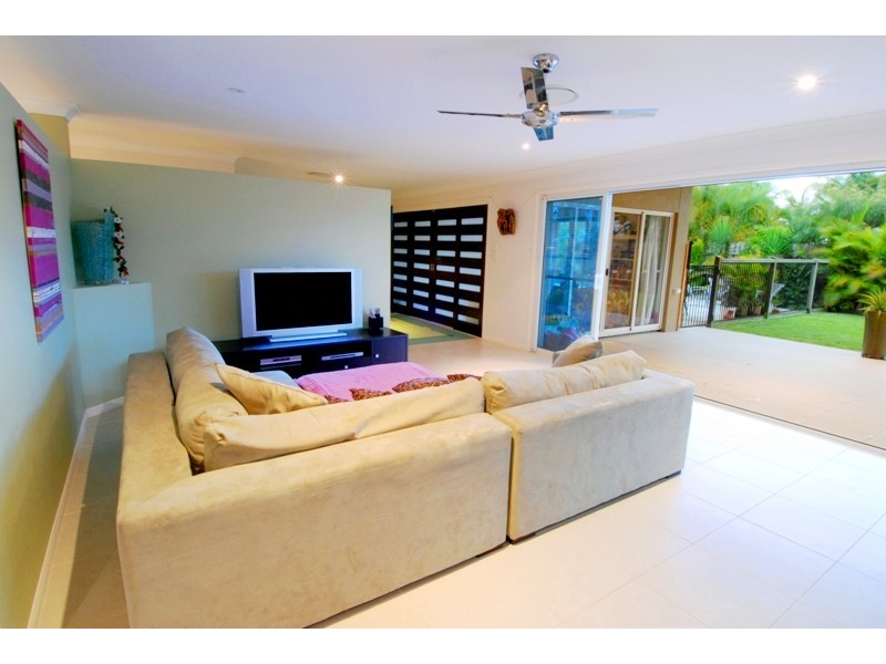 6 Chiswell Place, Maroochydore QLD 4558