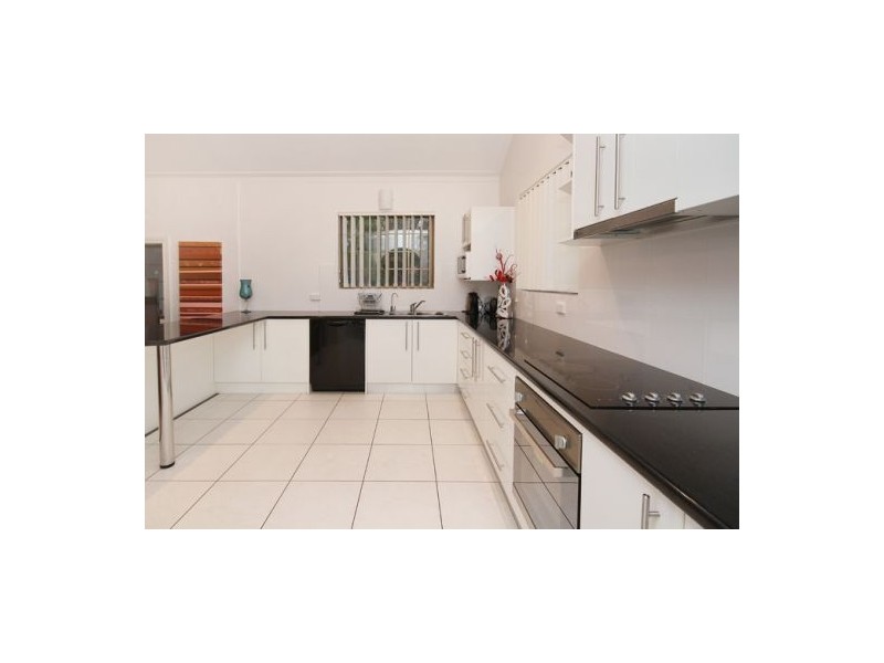 104 Goonawarra Drive, Mooloolaba QLD 4557