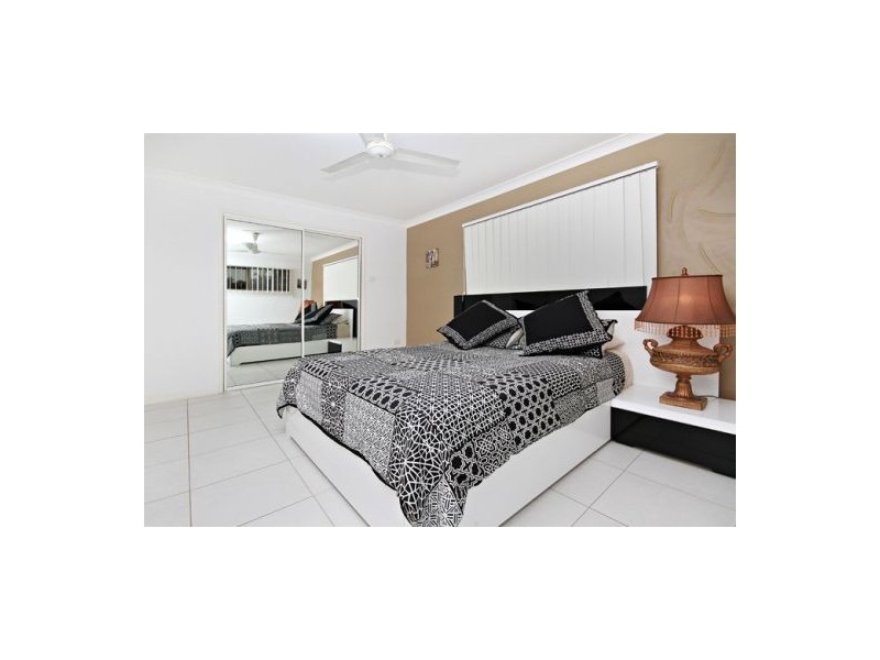 104 Goonawarra Drive, Mooloolaba QLD 4557
