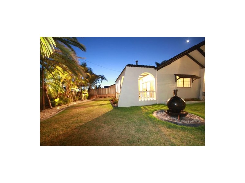 104 Goonawarra Drive, Mooloolaba QLD 4557