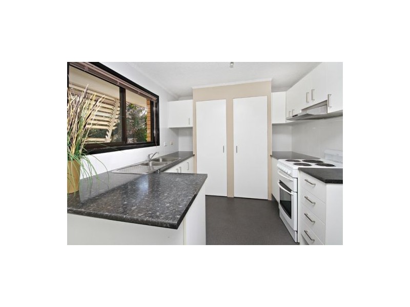 Unit 5/ 27 Walan Street, Mooloolaba QLD 4557