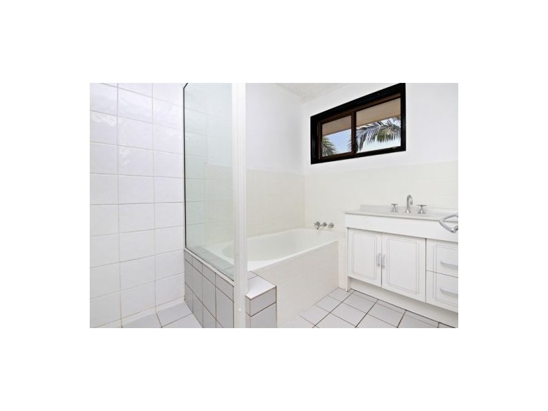 Unit 5/ 27 Walan Street, Mooloolaba QLD 4557