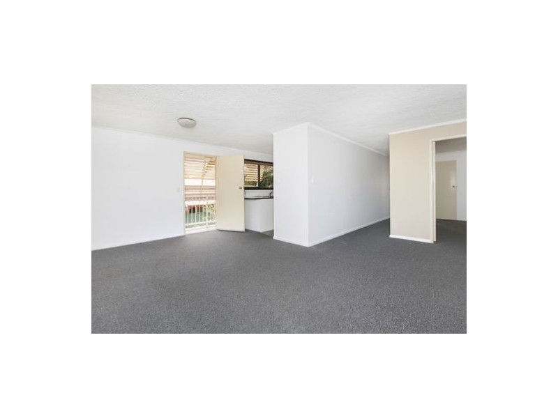 Unit 5/ 27 Walan Street, Mooloolaba QLD 4557