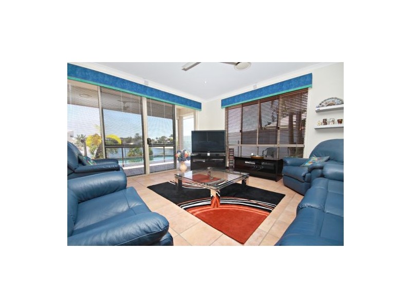 8 Chiswell Place, Maroochydore QLD 4558