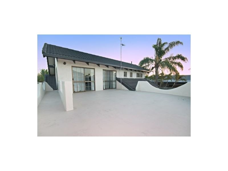 104 Goonawarra Drive, Mooloolaba QLD 4557