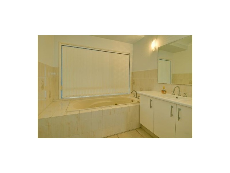 11 Chiswell Place, Maroochydore QLD 4558