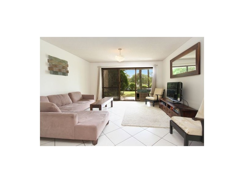 1 ‘Idle Along’ 61 Bradman Ave, Maroochydore QLD 4558