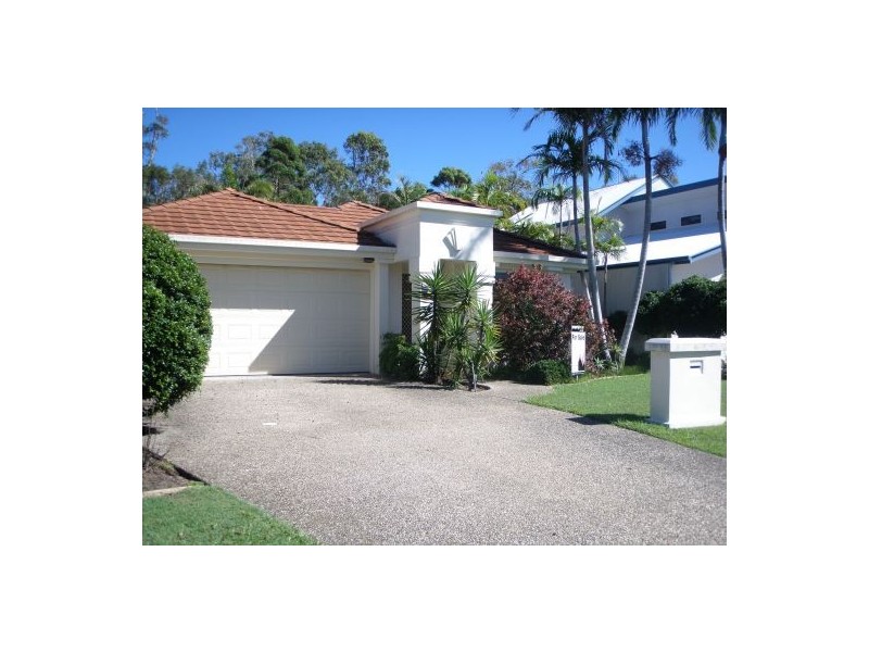 8 Sunview Dr, Twin Waters QLD 4564