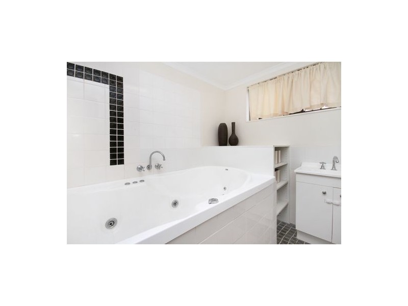 U1/ 61 Bradman Avenue, Maroochydore QLD 4558