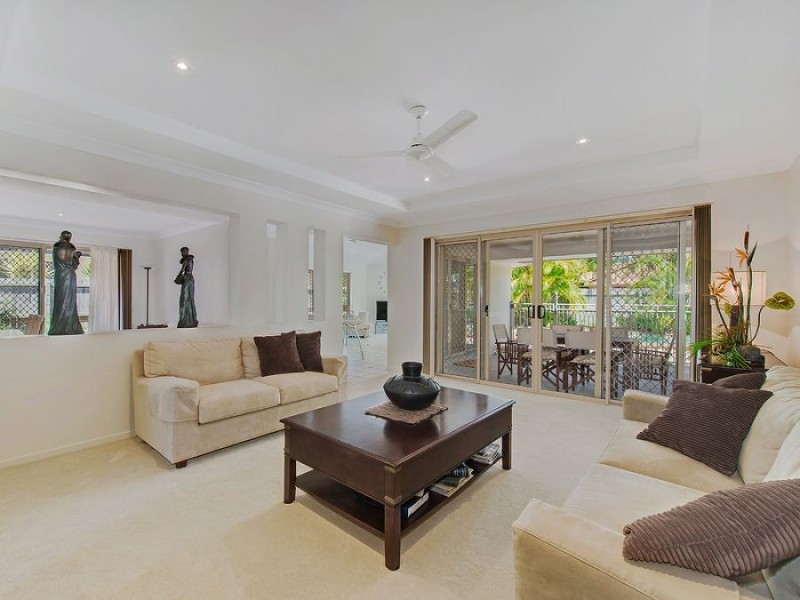 2 Tassel Place, Twin Waters QLD 4564