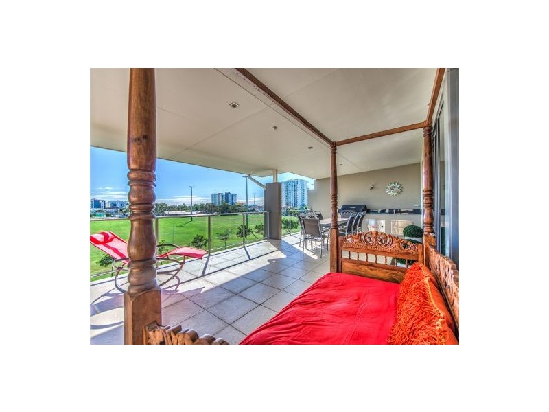 Unit 20 ‘Central Park’, 39 Kingsford Smith Parade, Maroochydore QLD 4558