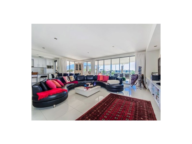 Unit 20 ‘Central Park’, 39 Kingsford Smith Parade, Maroochydore QLD 4558