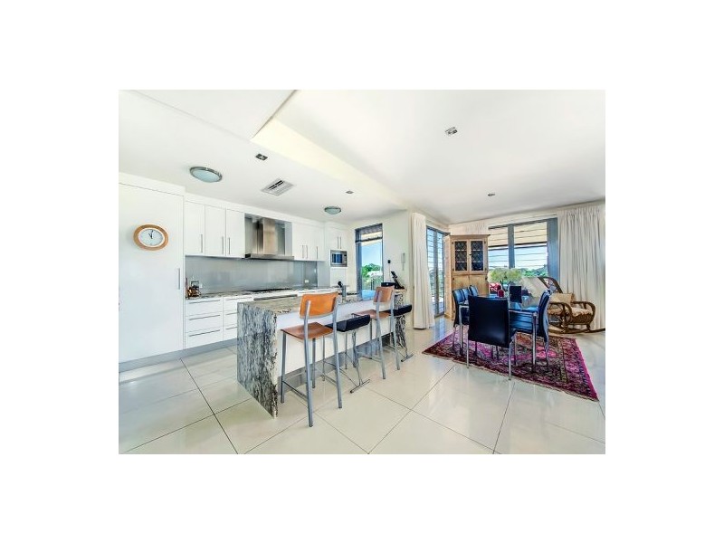Unit 20 ‘Central Park’, 39 Kingsford Smith Parade, Maroochydore QLD 4558